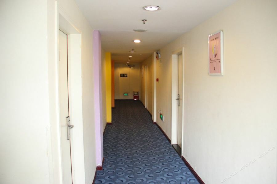 7Days Inn Wuhan Jiefang Park Branch Exterior foto